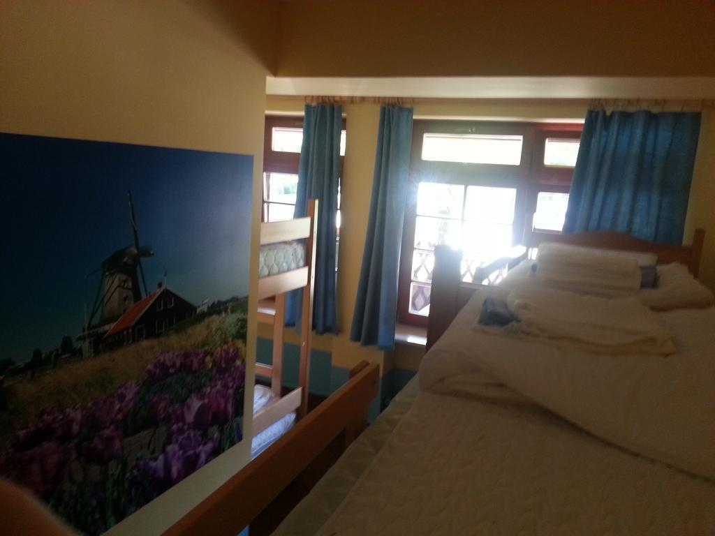 Europa Hostel Порторож Номер фото