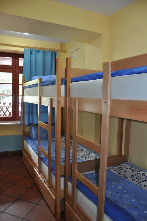 Europa Hostel Порторож Номер фото