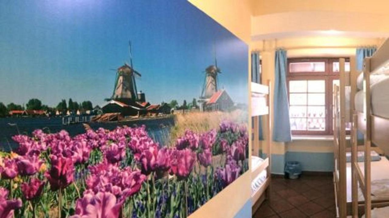 Europa Hostel Порторож Экстерьер фото