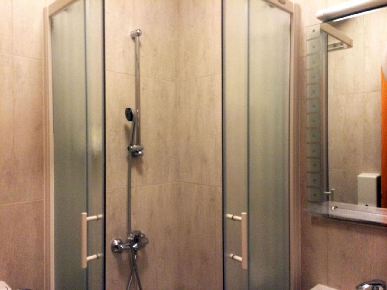 Europa Hostel Порторож Экстерьер фото
