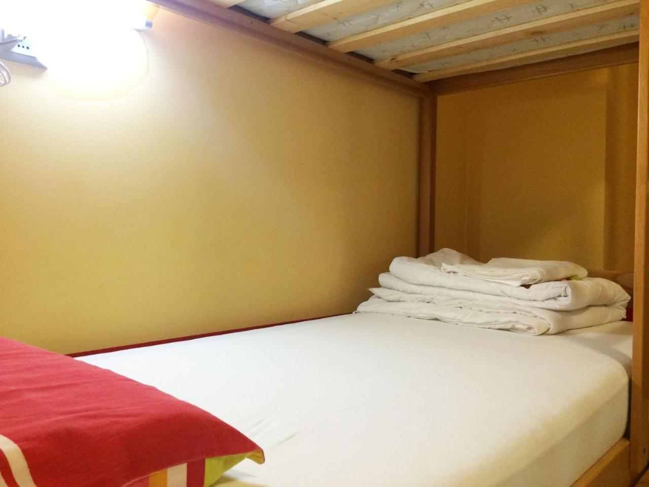 Europa Hostel Порторож Экстерьер фото