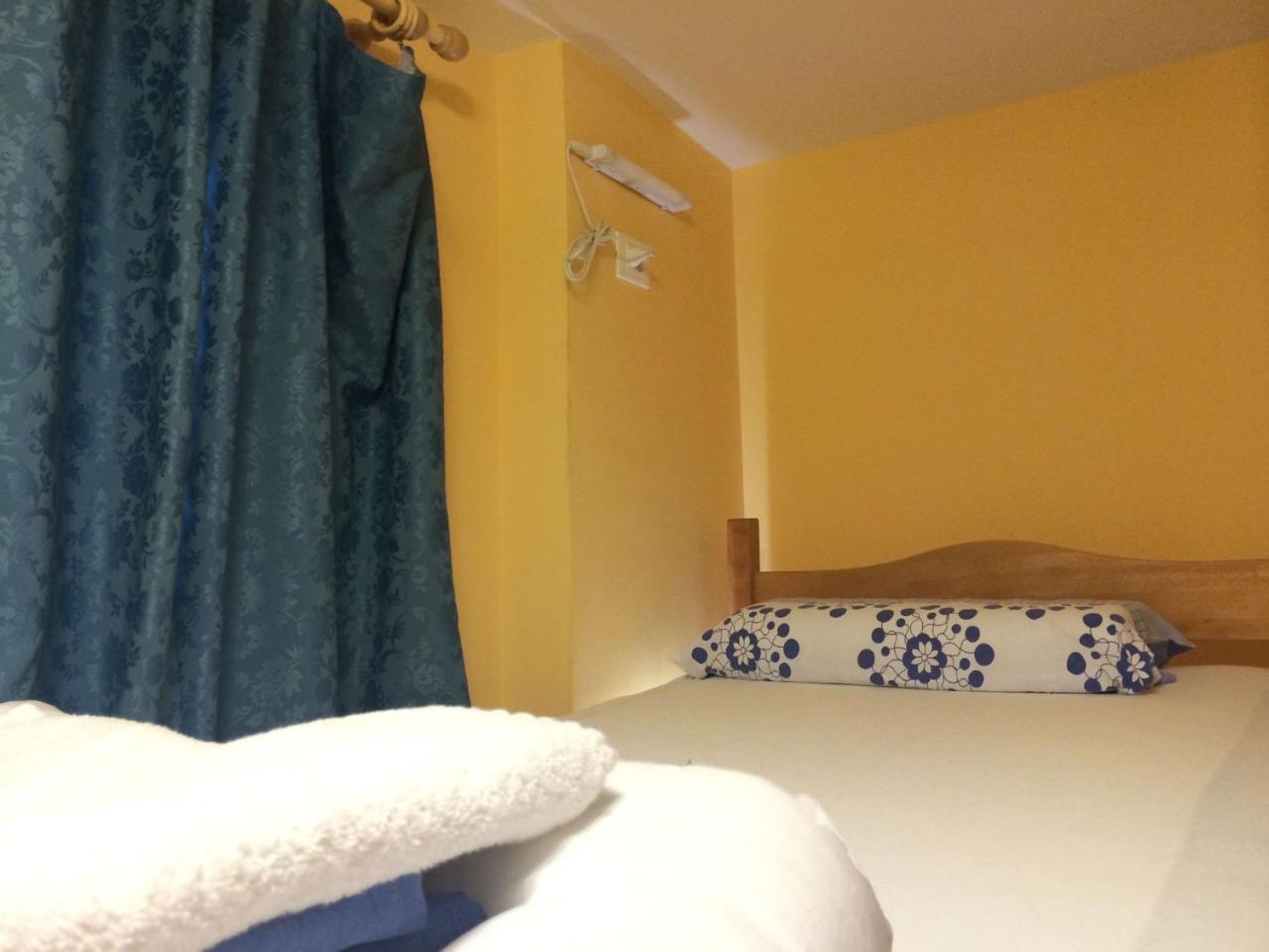 Europa Hostel Порторож Экстерьер фото