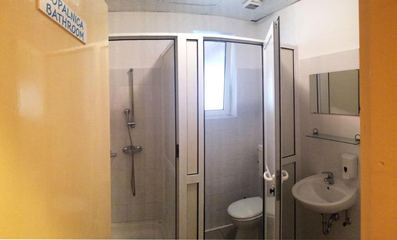 Europa Hostel Порторож Экстерьер фото