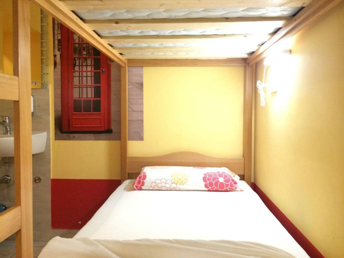 Europa Hostel Порторож Экстерьер фото